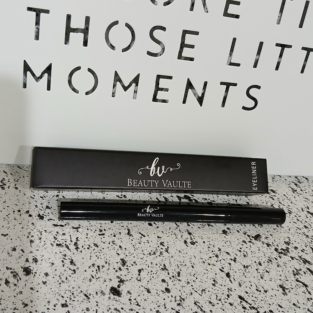 🧚‍♀️Beauty Vaulte Liquid Eyeliner NIB